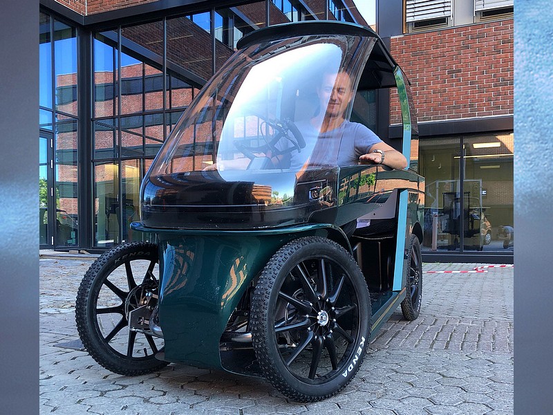 Změní CityQ Car-eBike podobu aut budoucnosti?